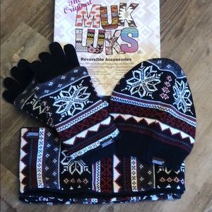Muk Luks 3 piece set NIB